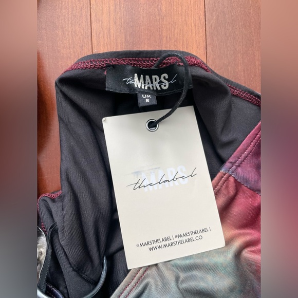 UK 8/ US 4 fits true to size - Picture 3 of 5